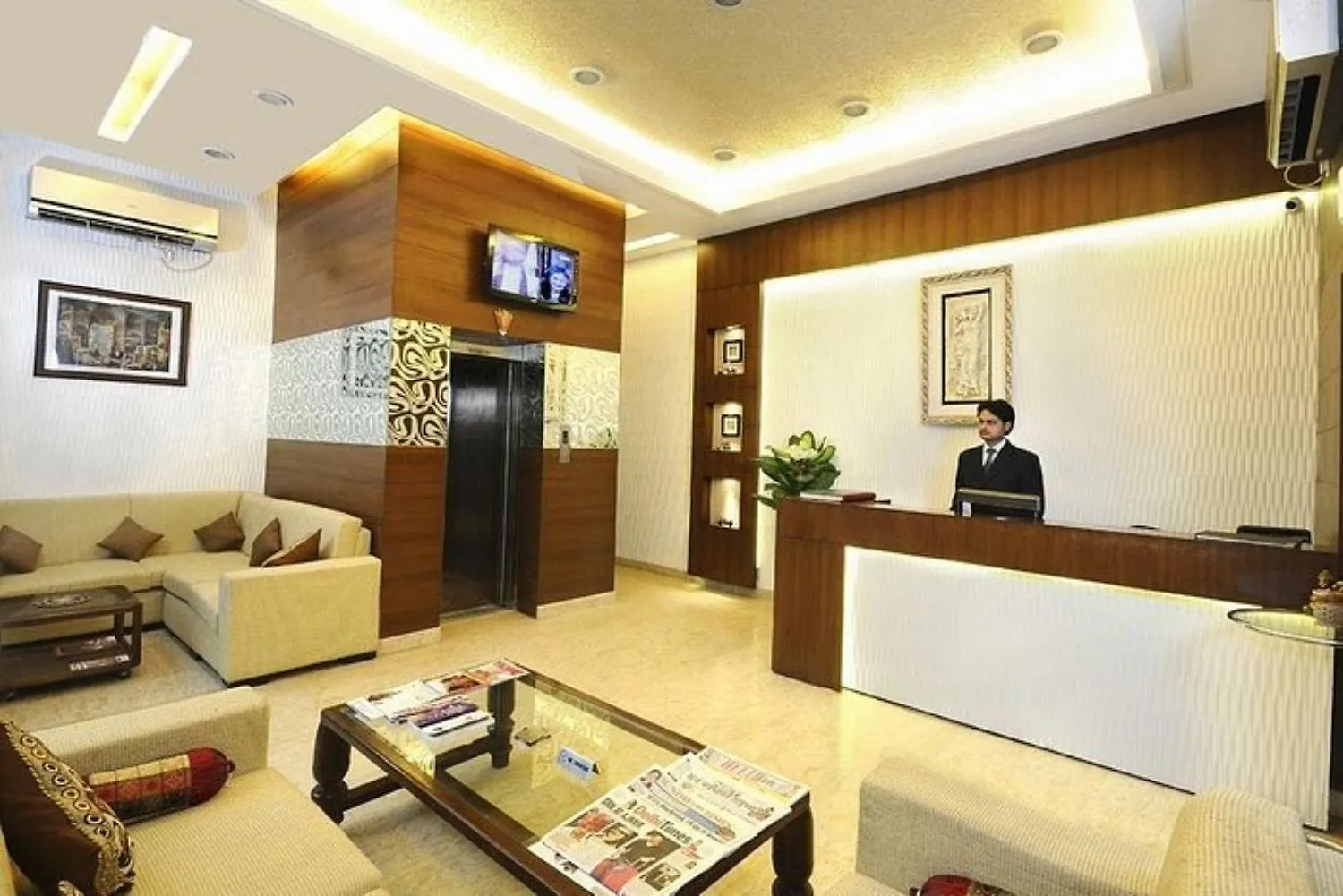 Hotel Good Luck By Jmd Group Near Delhi Igi Airport New Delhi