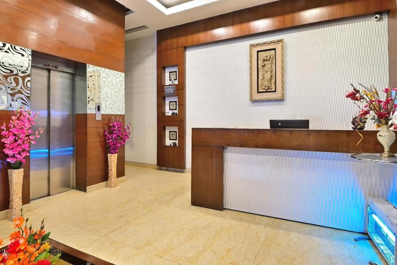 Hotel Good Luck By Jmd Group Near Delhi Igi Airport New Delhi